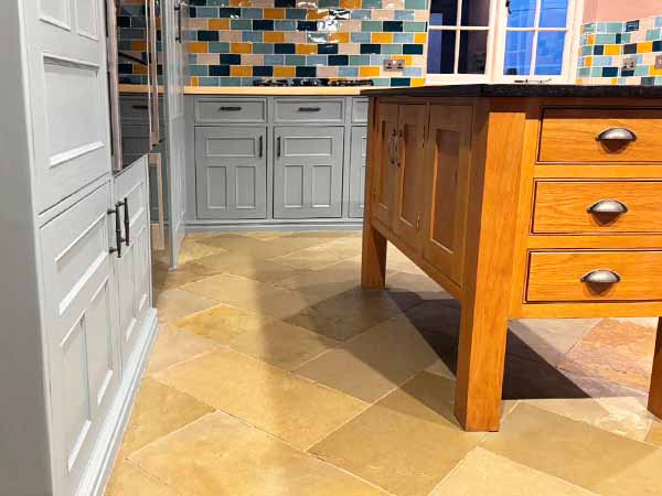 Kitchen Paint Spraying
