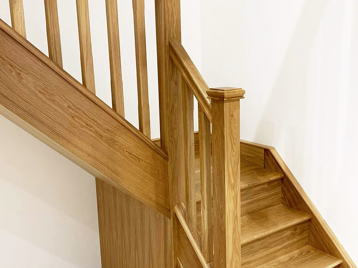 Laquering Staircase by Spraying